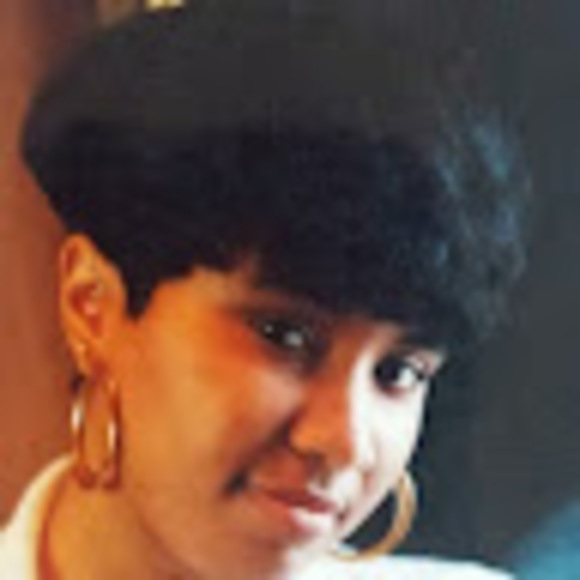 Meet your Posher, Tracy - Picture 1 of 1